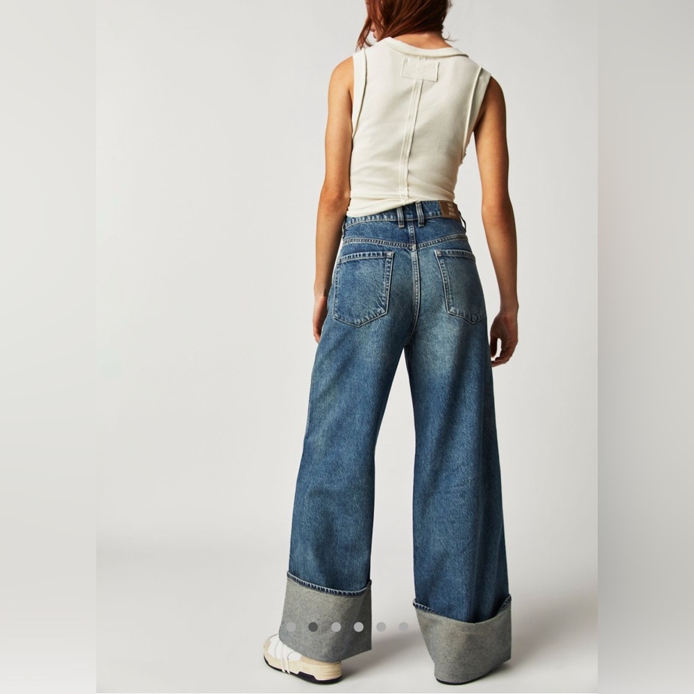the Free People - Picture 6 of 8